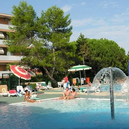 Residence Valbella Bibione Habitación foto
